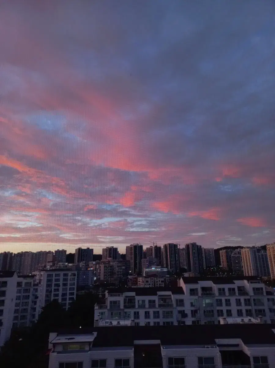 아무 옷 나눔받아요!!배송비 드릴게요!